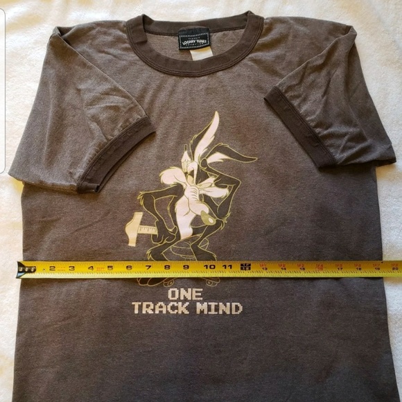 Looney Tunes Collection Wiley Coyote t shirt - Picture 7 of 8